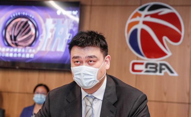 CBA 江苏肯帝亚107-78南京头排苏酒CBA 九台农商银行104-104浙江稠州事件国足vs中国香港首发：4-4-2，刘殿座、吴曦、刘彬彬、韦世豪先发中国男足vs中国香港男足的封闭热身赛正在进行。